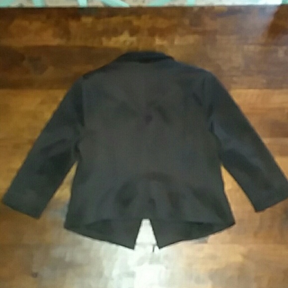 Forever 21 + black button blazer - Picture 5 of 5